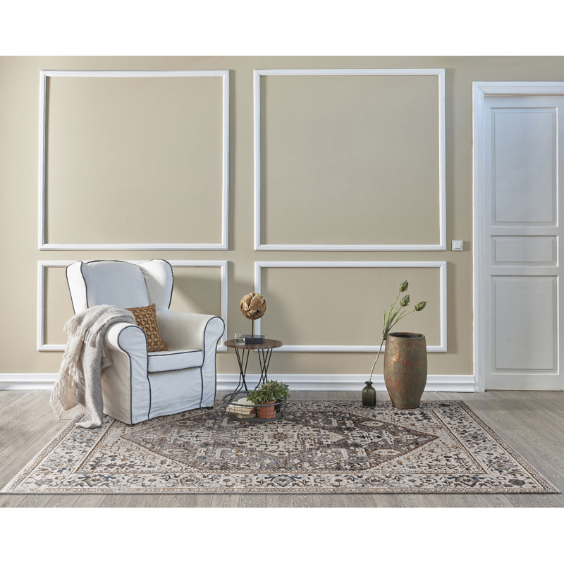Cromp Geometric Indoor Rug, Rectangle 3'3" x 4'7"