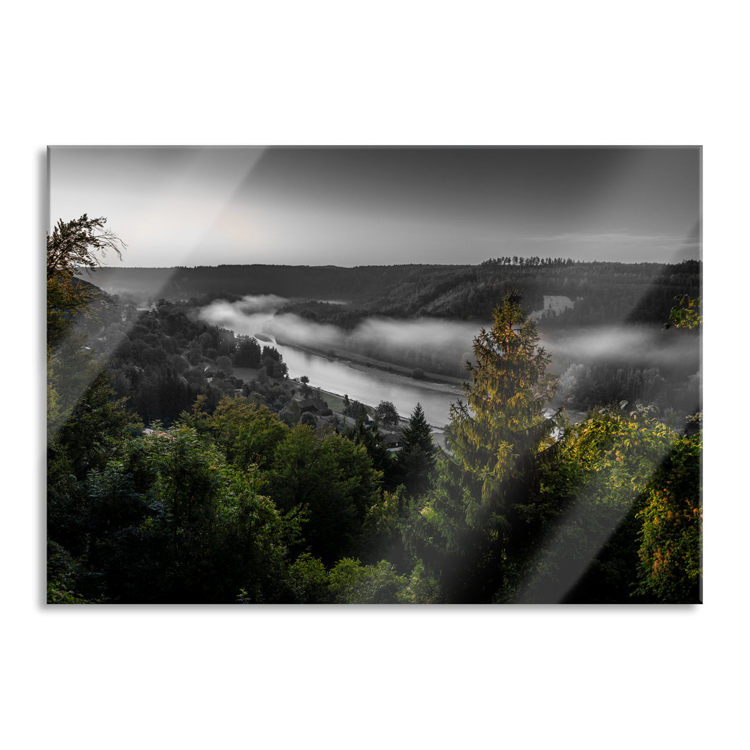 Glasbild Nebel über Fluss bei Sonnenaufgang B&W Detail