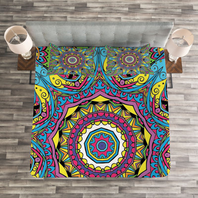 Psychedelic Bedspread Set with Shams
