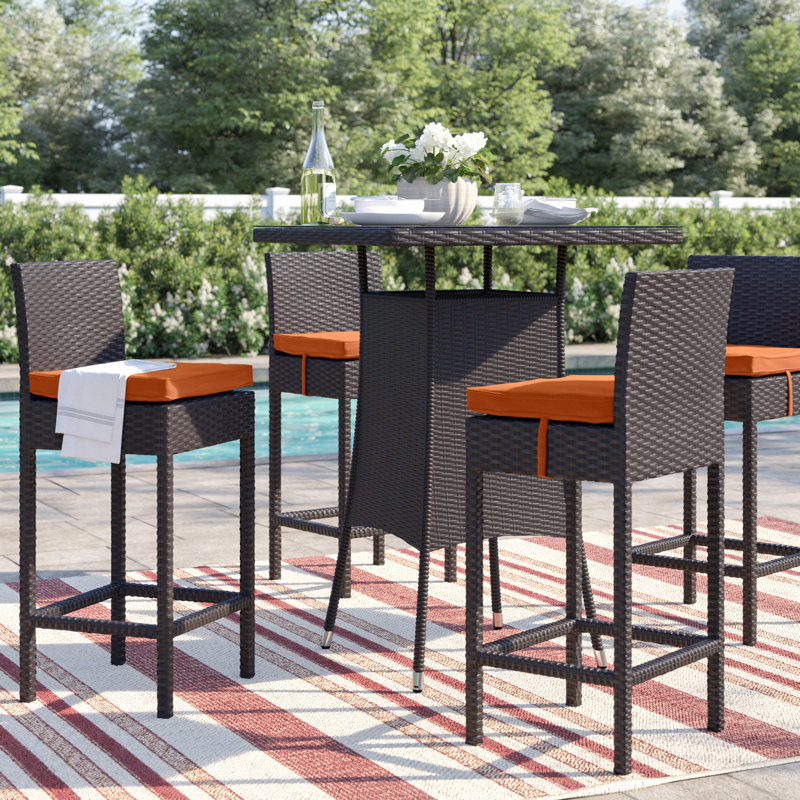 Chaise de patio avec coussin Convene, Espresso et orange