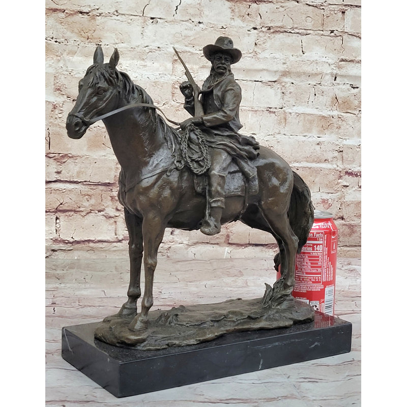 Figurines et sculptures