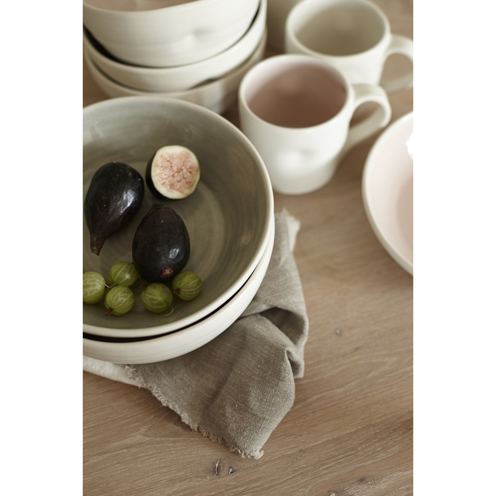 Pinch Stoneware Salad Bowl, White