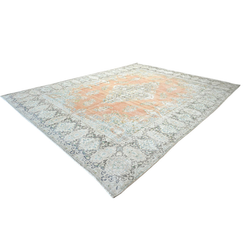 High-Quality Hand-Knotted Rose And Charcoal Area Rug