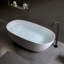 Baignoire de trempage autoportante en résine 69 po à surface solide avec trop-plein et bonde escamotable blanche 69 po