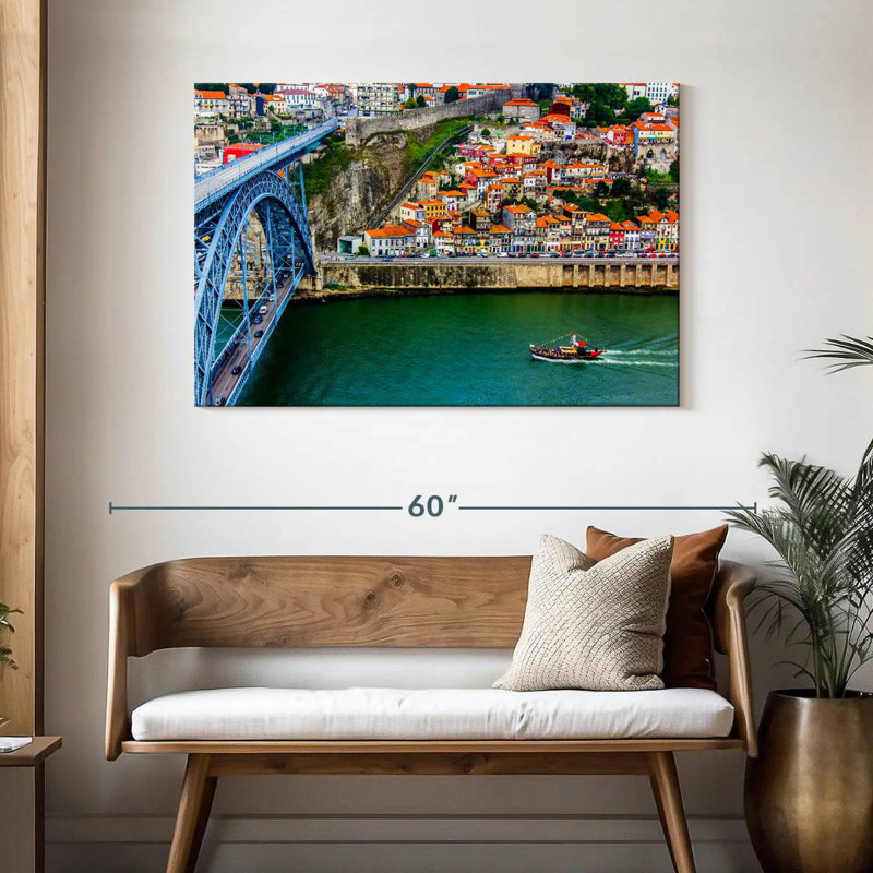 Kavia Porto City, 30" H x 45" W