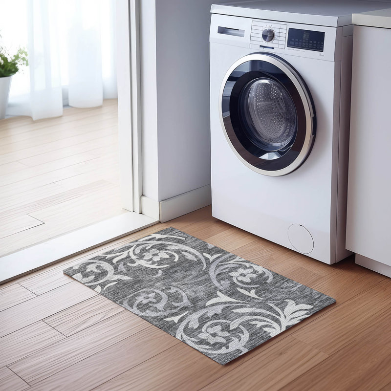 Washable Indoor / Outdoor Rug, Rectangle 1'8" x 2'6"