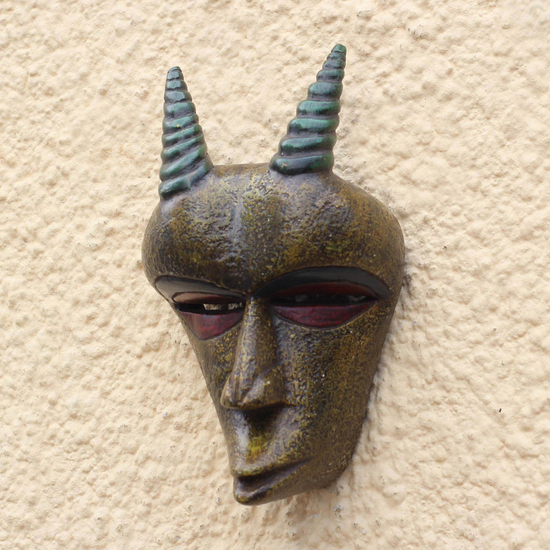 Décoration murale masque de chèvre