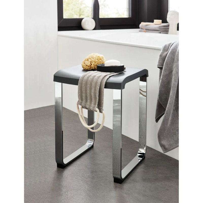 Freestanding shower chair - 330 lbs. weight limit 