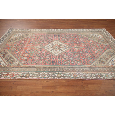Tapis rose géométrique traditionnel 6 x 9