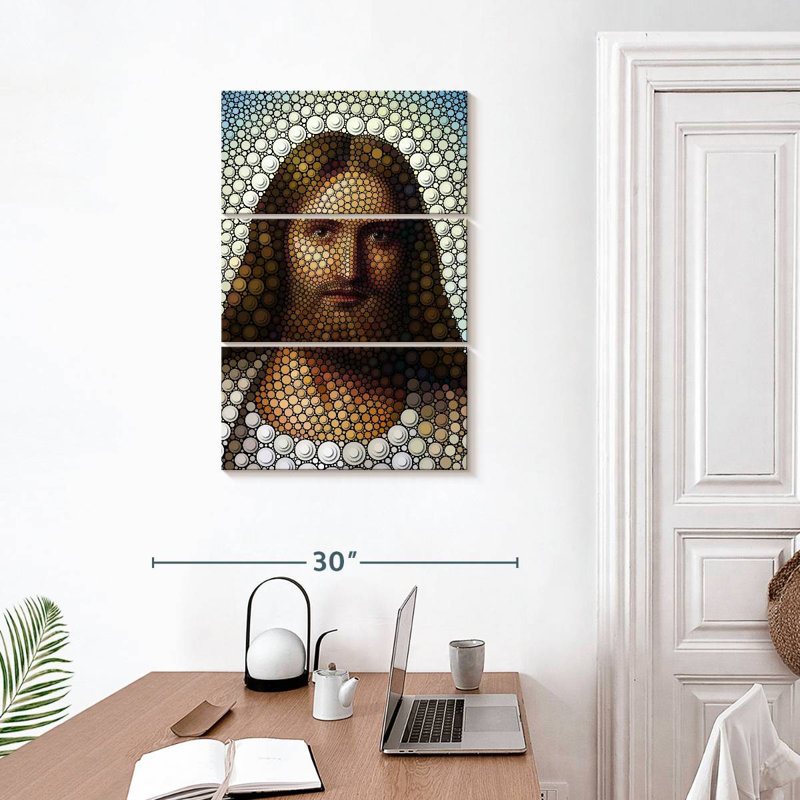 Leisha, Jésus-Christ numérique, H 32 po x l 20 po