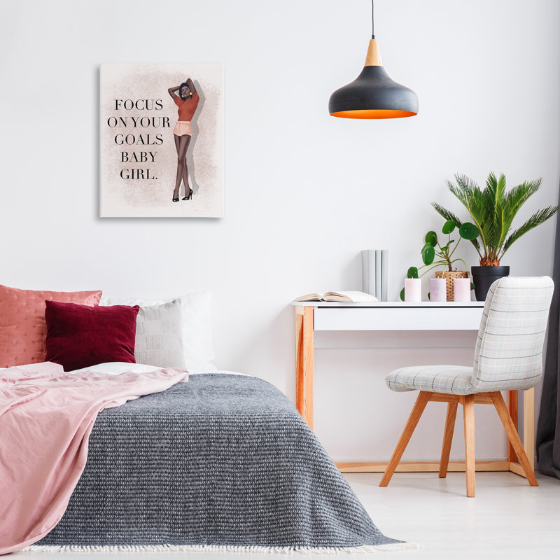 «Focus On Goals Girl» par Saba Rauf, H 30 po x l 24 po