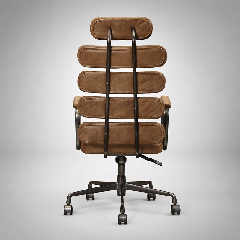 Fauteuil de bureau rétro Calan en cuir pleine fleur brun avec fonction massage par vibration et inclinaison, idéal pour le confort et la détente.