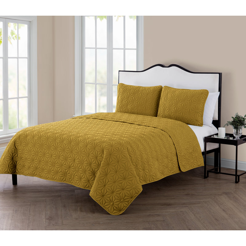 Kaleidoscope 3-Piece Embossed Geometric Quilt , Gold, King Quilt + 2 King Shams
