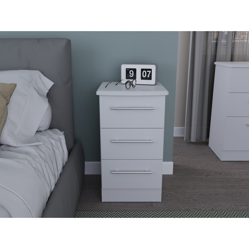 Fully Assembled Bahira 5 - Drawer Chest of Drawers