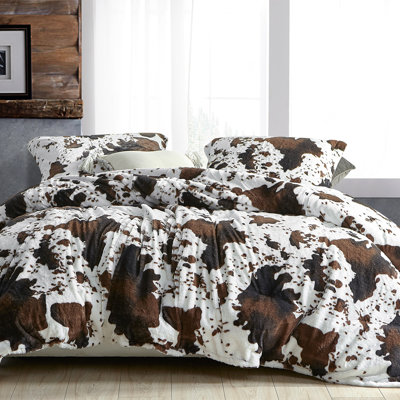 Baffle Box Stitch Animal Print Comforter Set