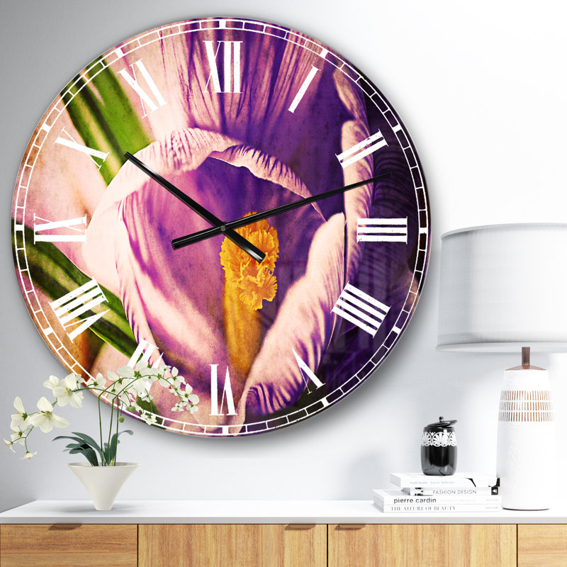 Blooming Crocus Flower - Horloge murale traditionnelle, Moyen