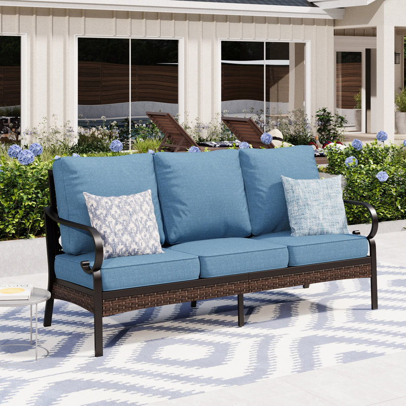 Canapé d'extérieur de 74,8 po de largeur avec coussins et décoration en osier, Coussin bleu denim / structure noire