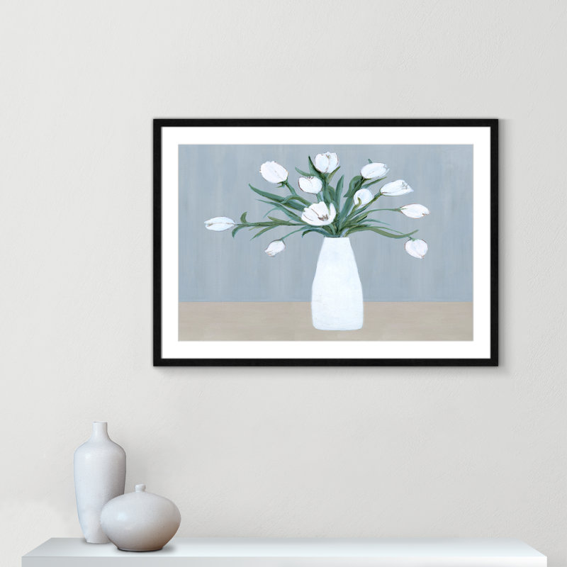 «Milk Glass Arrangement II» par - Print, H 35,5 po x l 25,5 po x P 0,75 po, Cadre noir