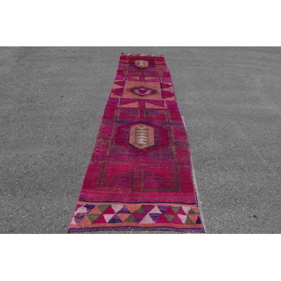Tapis de couloir turc Herki tissé à la main en rose pour les espaces de cuisine et de couloir avec un design antique d'Anatolie
