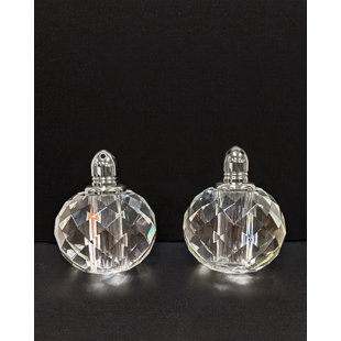 Round Shaped Crystal Salt And Pepper Shakers