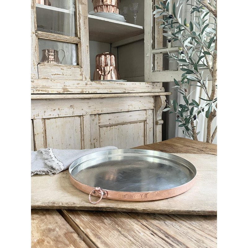 Plaque de cuisson ronde d'inspiration rétro