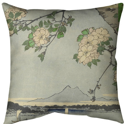 Housse de coussin Blossoms over the River