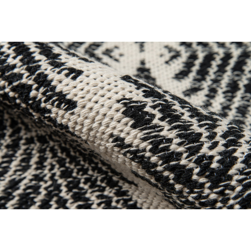 River Geometric Handmade Flatweave Black/Ivory Indoor/Outdoor Area Rug, Rectangle 2' x 3'