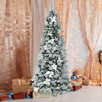 Arbre de Noël à charnière enneigé 5 pi avec baies et fleurs de poinsettia