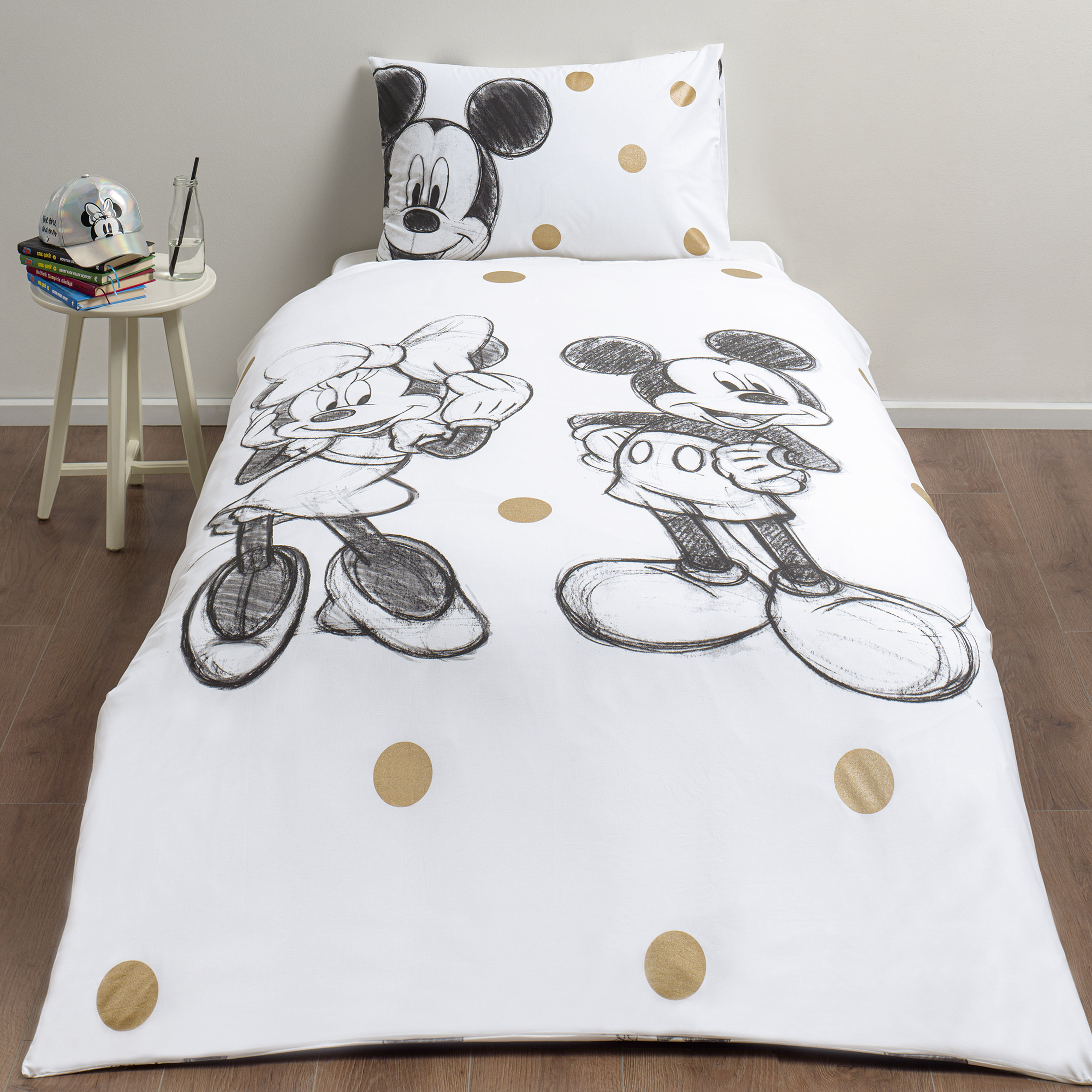 Grey minnie shop mouse bedding