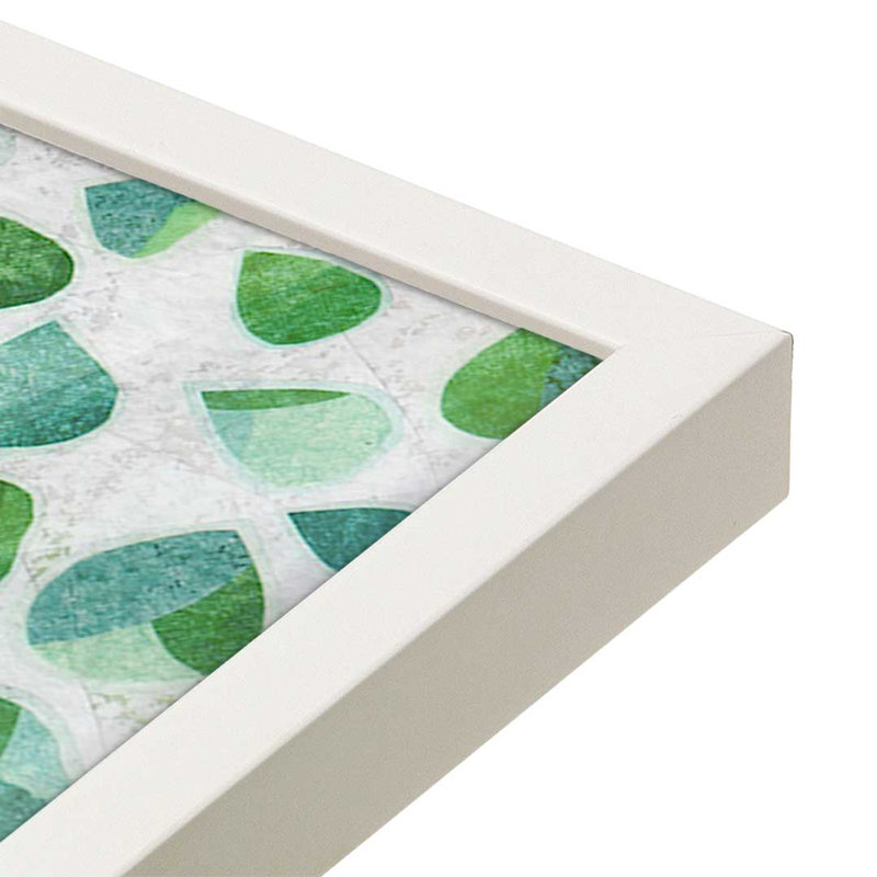 «Wilderness Collage I» par Kim Conway, reproduction d'art, H 48 po x l 32 po, Impression sur cadre ouvert sans papier mat