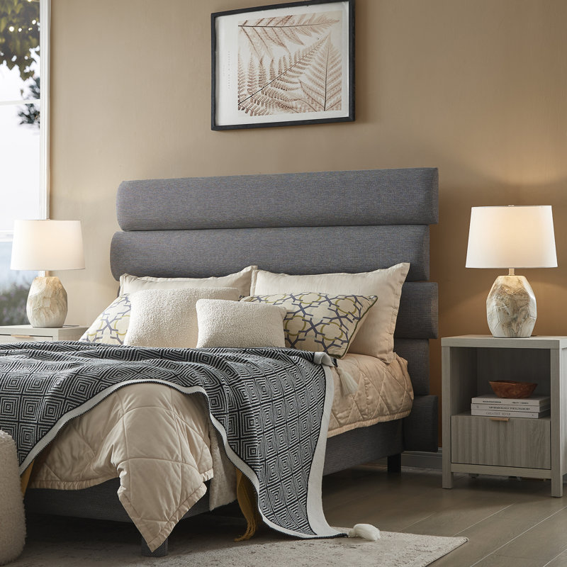Donnach 22.5" Ceramic Table Lamp Set