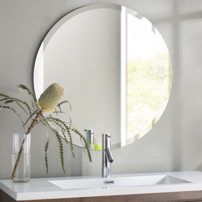 Myndi Wall Mirror, 24" H x 24" W