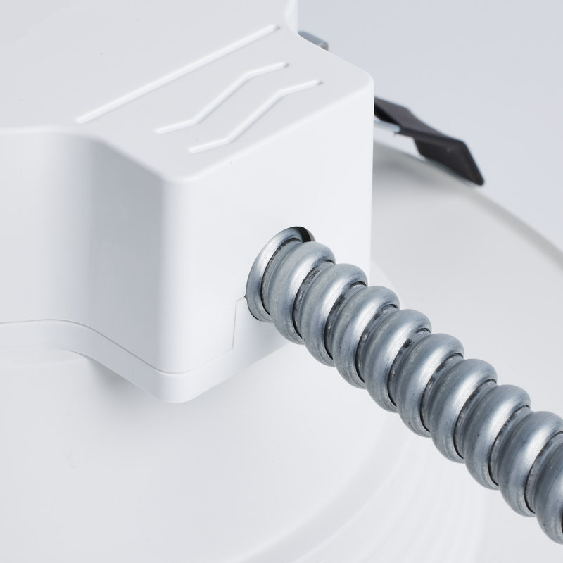 22 Watt Commercial LED Downlight - 8 In. - CCT Adjustable - 120-277 Volt - Econo