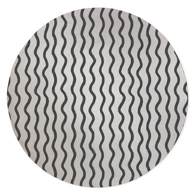 Wiggle Row Non-Slip Outdoor Rug