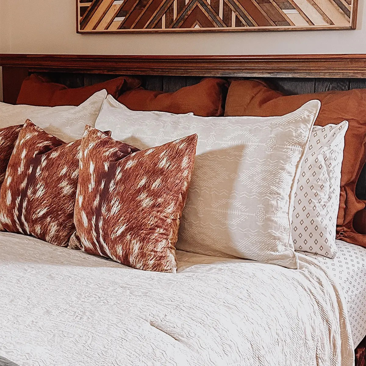 Tempe Matelasse Cotton Duvet Cover Set, Queen Duvet Cover + 2 Standard Shams
