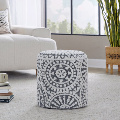 Repose-pieds de rangement de 18 po en laine noire et ivoire tissée à la main avec motif touffeté et noué