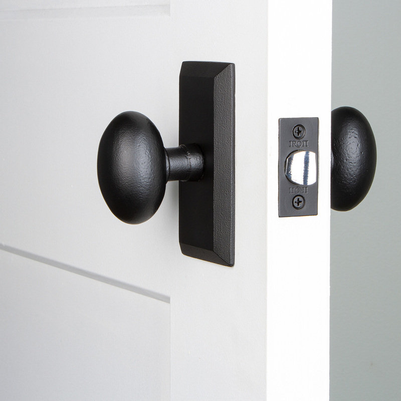 Ageless Iron Vale Plate with Aeg Knob, 2.375