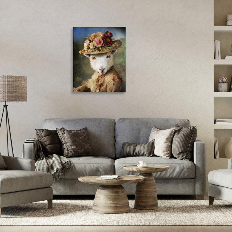 «Lamb with Floral Hat» par Karen Burke, H 30 po x l 24 po x P 1,5 po