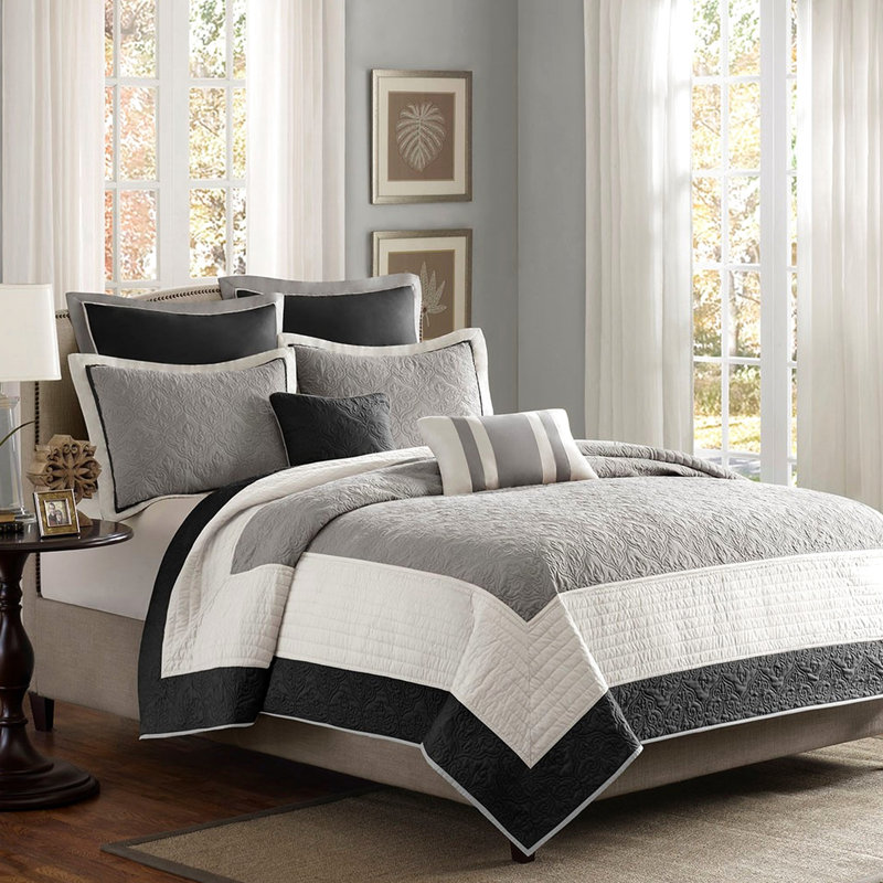 Courtepointe 7 pièces pour très grand / très grand lit avec taies décoratives européennes noires et 2 coussins tranquilles