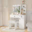Bureau de meuble-lavabo avec lumières