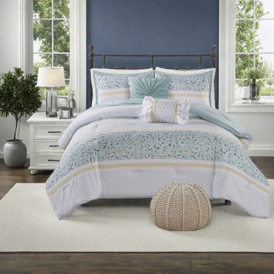 Elegant Seersucker Bedding Sets, Hypoallergenic Polyester, Farmhouse Style For Home