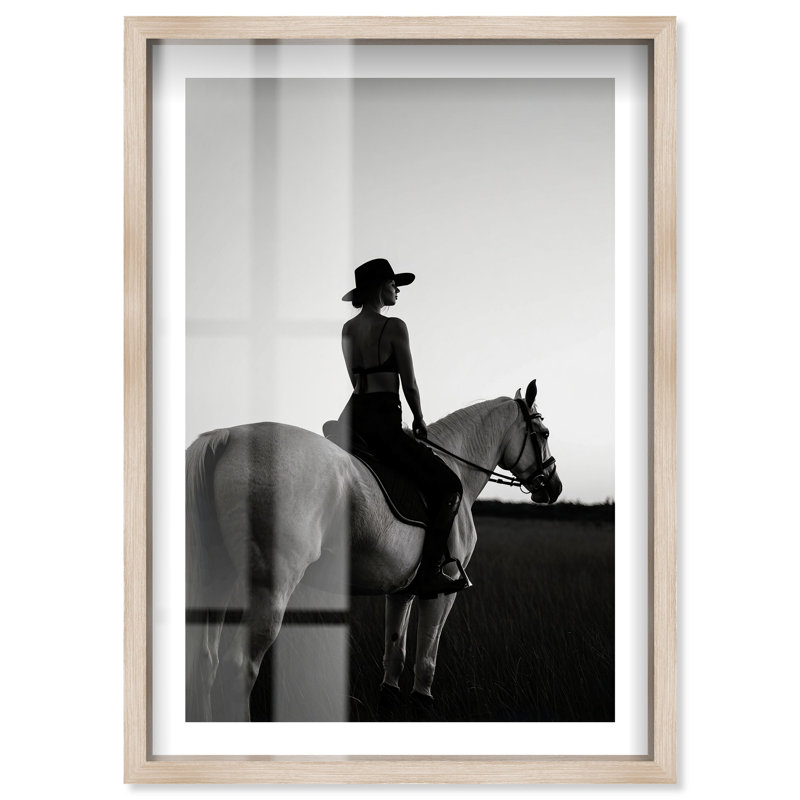 «Western Grayscale Sunset Ride Shadowbox», reproduction d'art encadrée de l'Ouest par Notoriart, H 31 po x l 21 po