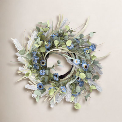 24" Handcrafted Eucalyptus Daisy No Holiday Wreath