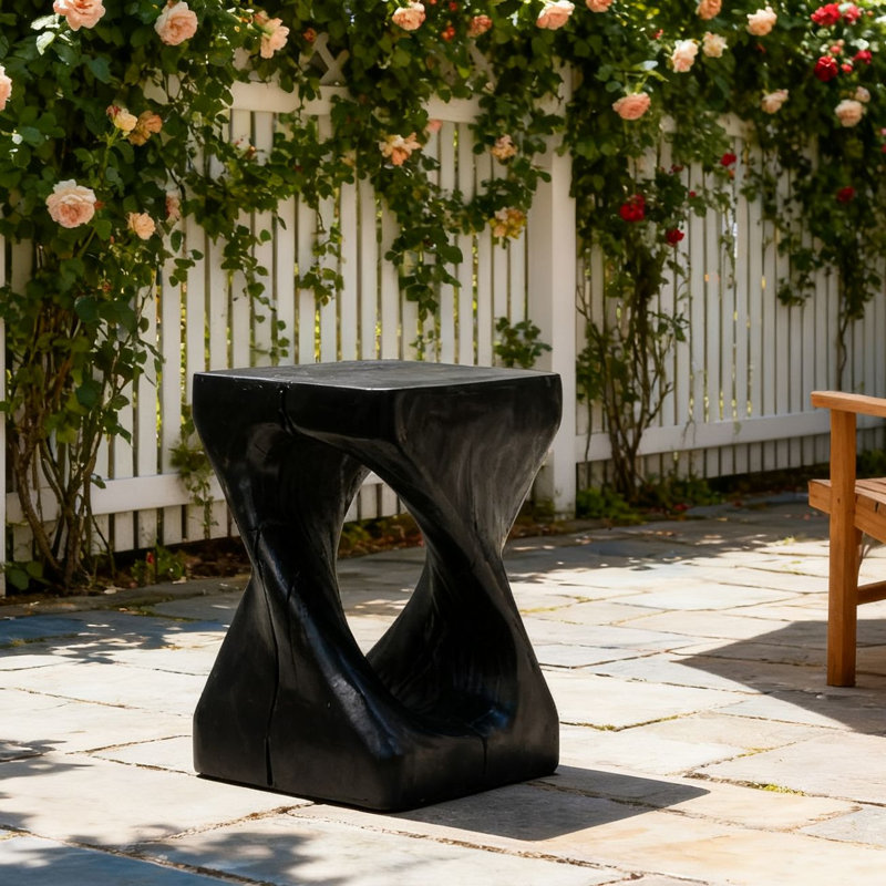 Table d'appoint moderne en bois torsadé, table de bout carrée de 16 po de hauteur, Noir