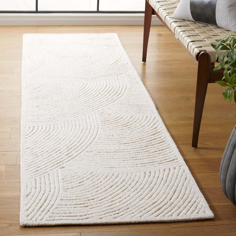 Textural Hand Tufted Wool/Cotton Geometric Rug in Ivory, Runner 2'3" x 6"