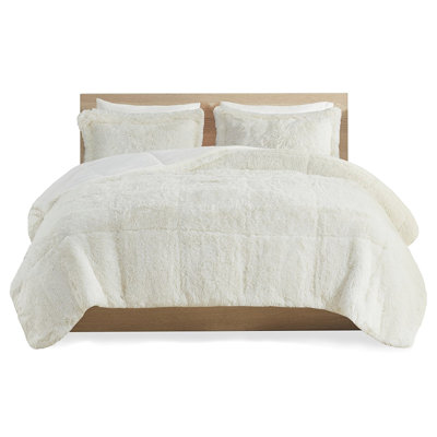 Twin/Twin Xl Comforter . Shaggy Fur Design. Warm And . Down Alternative Filling. 1 & 2 Shams. Bedroom Decor Fill. Wash Dry Easily. Contemporary