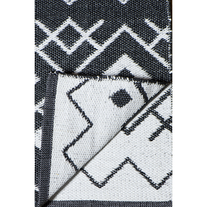 Casias Rectangle 70 cm x 150 cm Geometric Flatweave Area Rug