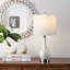 Lampe standard argentée 21,5 po Navilas