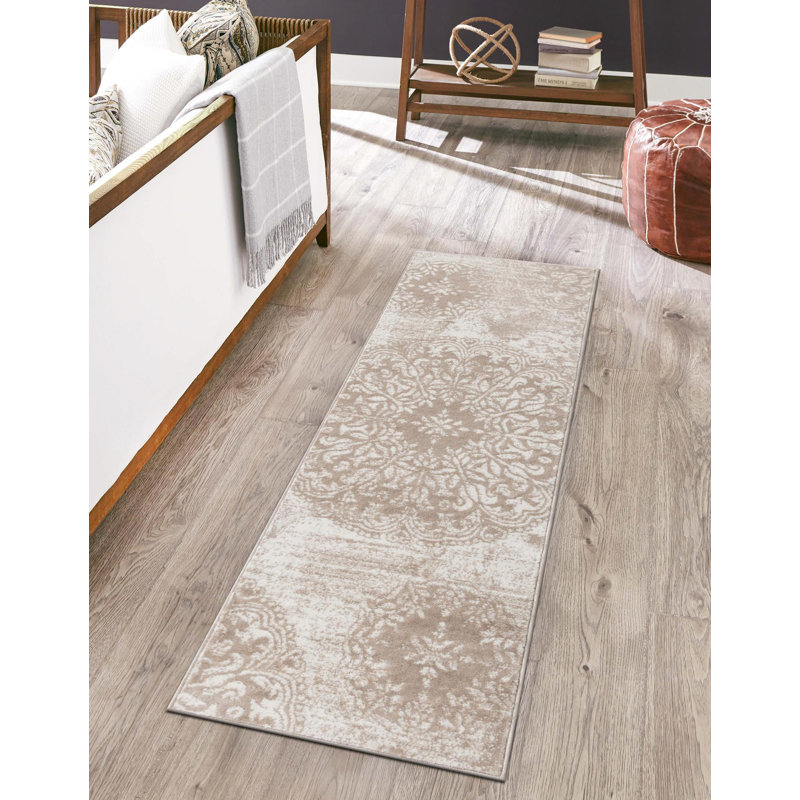 Tapis floral Brandt, Tapis de couloir 2 pi x 6 pi 7 po, Beige