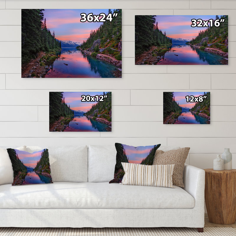 «Scenic Mountain Lake», reproduction encadrée sur toile, H 16 po x l 32 po x P 1 po, Toile tendue